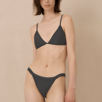 Voyage Tri Top | Lava Grey