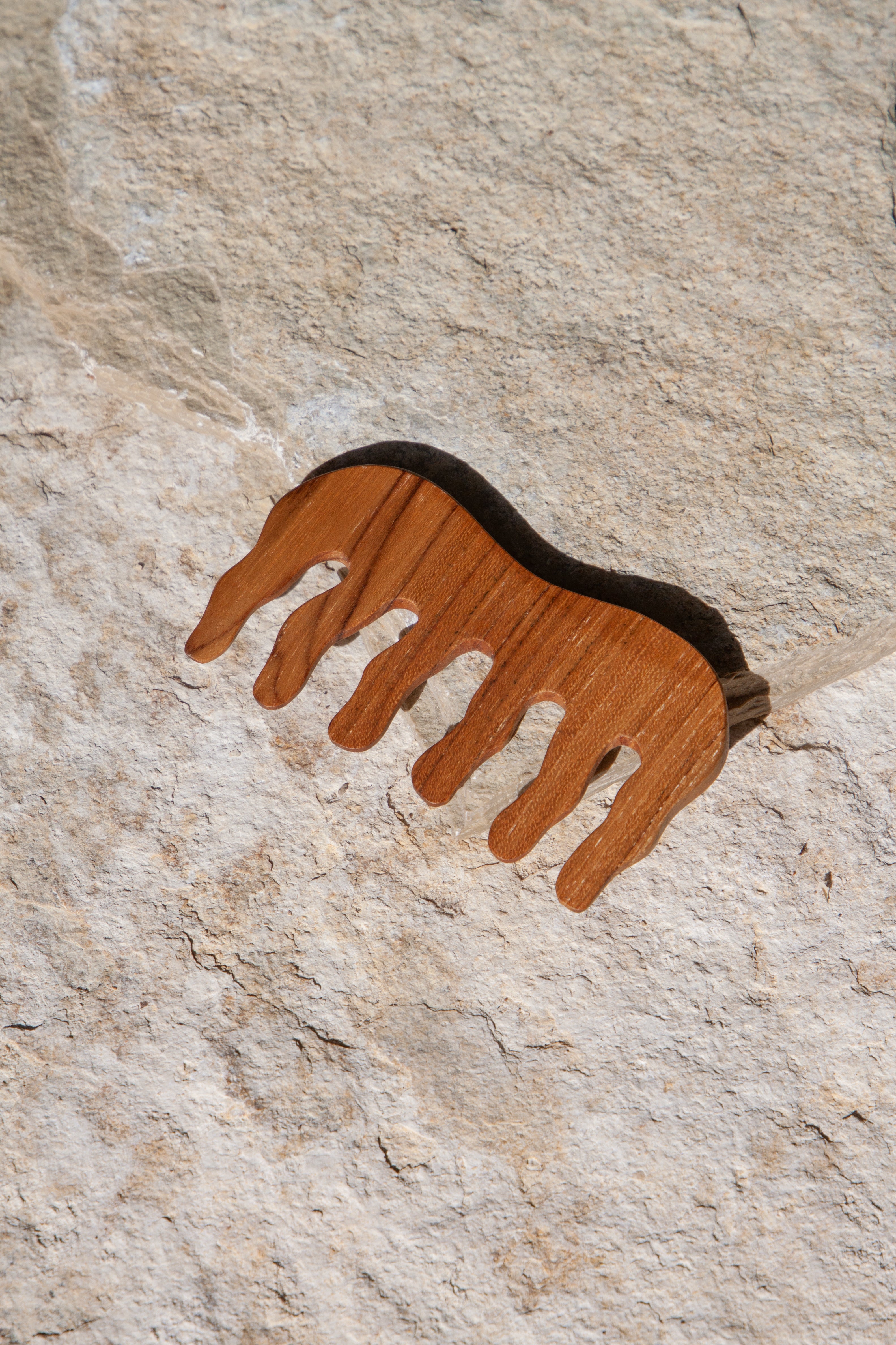 Wavy Hair Comb – Hakea